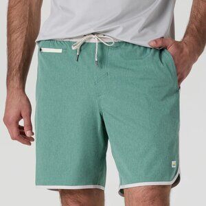 Vuori Mens Banks Shorts Unlined Hybrid Sports Athletic Gym Swimwear Green Grey M